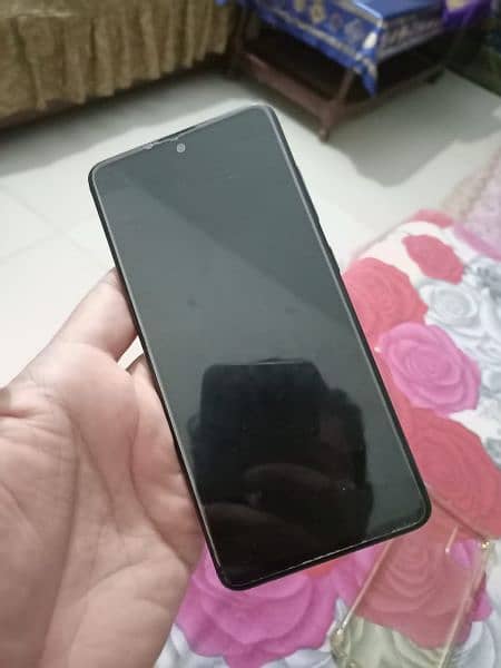 Samsung A51 in excellent condition only back change for fresh look 7