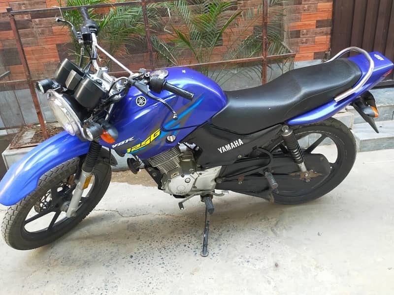 Yamaha YBR 125 G 0