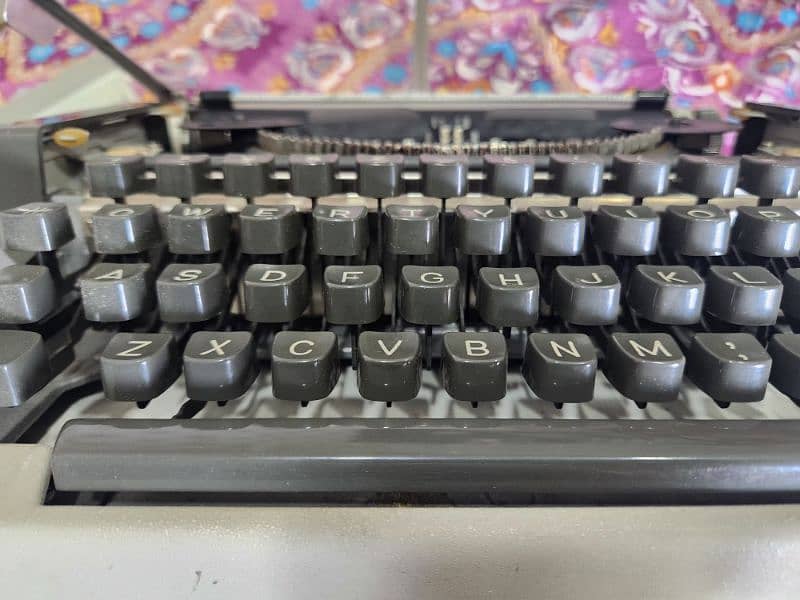 Type Writer 2