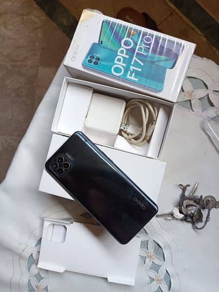 oppo f17 pro 8 128 with box charge 3