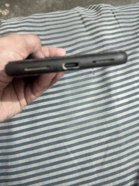 Google pixel 4xl new condition 3