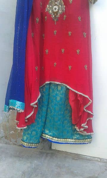 embroided dress for medium size 7