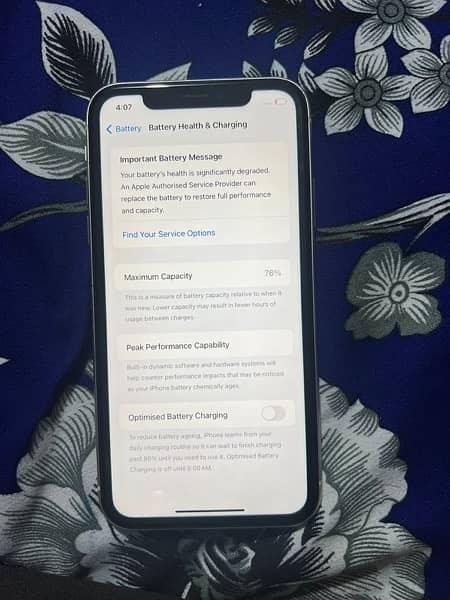 iphone 11 64 gb pta approved 10/10 condition with box 7