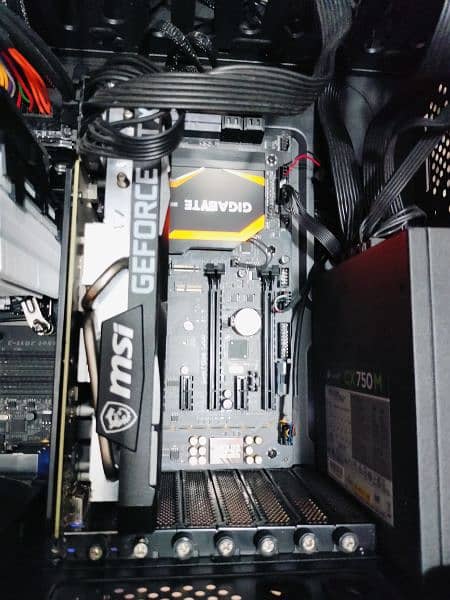 GIGABYTE X99-UD4P Motherboard Gaming Core i7 5930K - 5960x 3