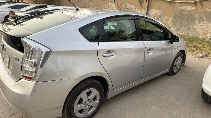 Toyota Prius 2011 15