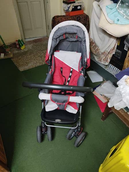 Bright Starts reversible pram 0