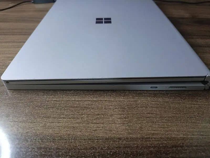 Microsoft Surface Book 2 15" 16gb/256gb 1060 6gb 4