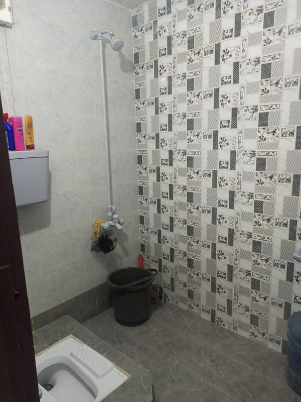 Flat for sale Nagan chorangi 2