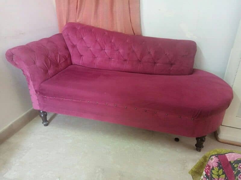 Dewan sofa for sale 2