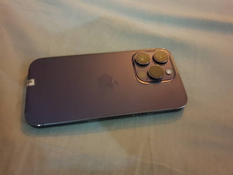 Iphone 14 pro deep purple colour 7