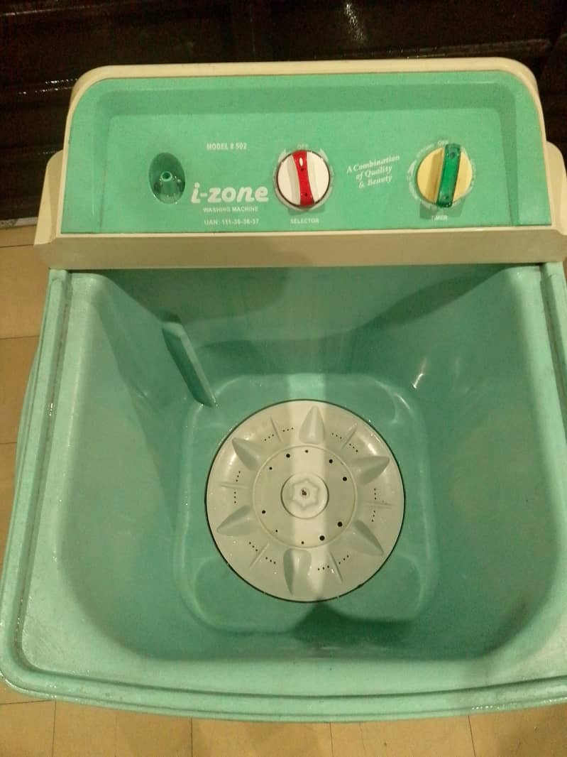 iZone full size Washing machine + dryer 1