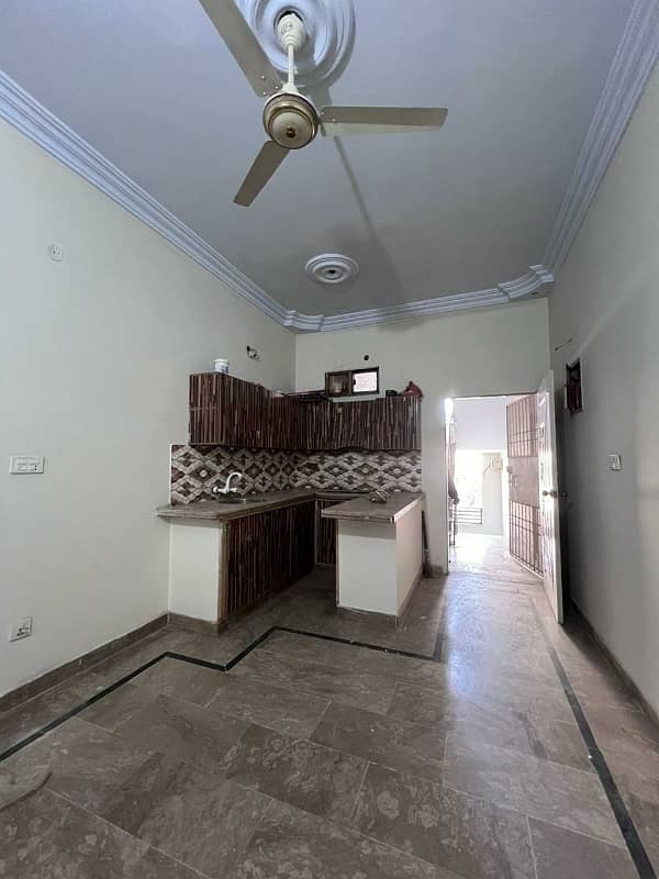 West 2 bed lounge flat for sale 6