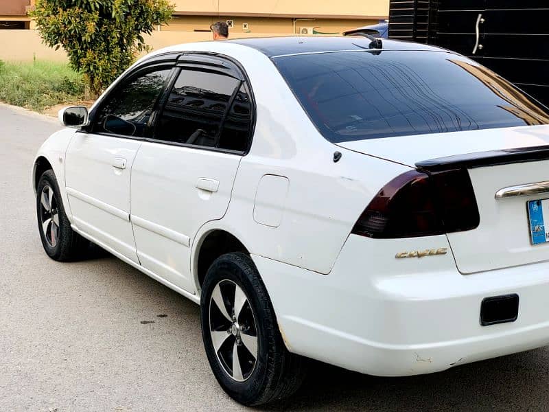 Honda Civic EXi 2005 4