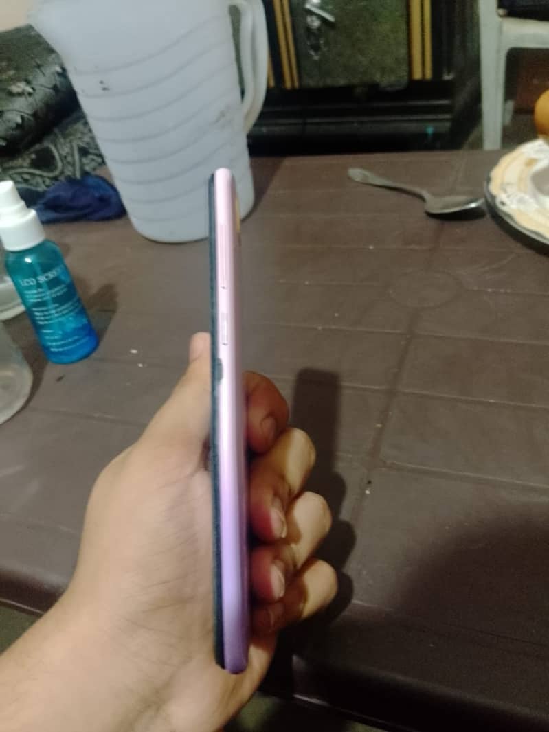 Vivo V11i 2