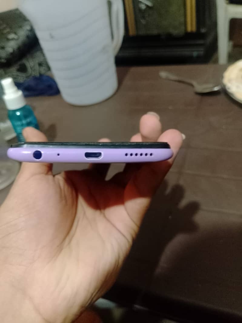 Vivo V11i 3