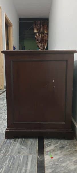 pure wood office table in very good condition 1