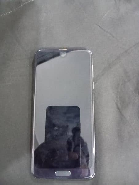 Aquos R2 10/10 Condition Scratchless urgent sale 0