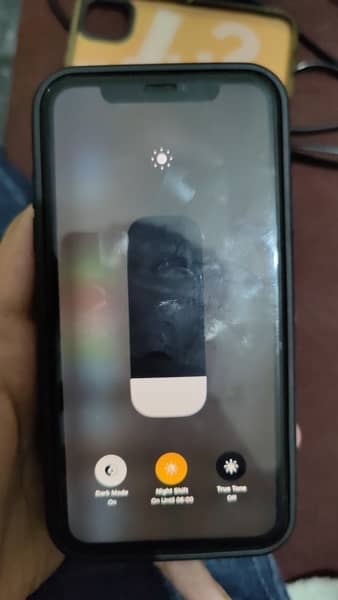 Iphone 11 64GB Non-PTA JV (Jv chip sy sim chala lega) 6