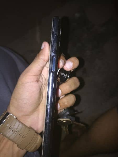 Motorola one 5g UW 10/9 condition 7