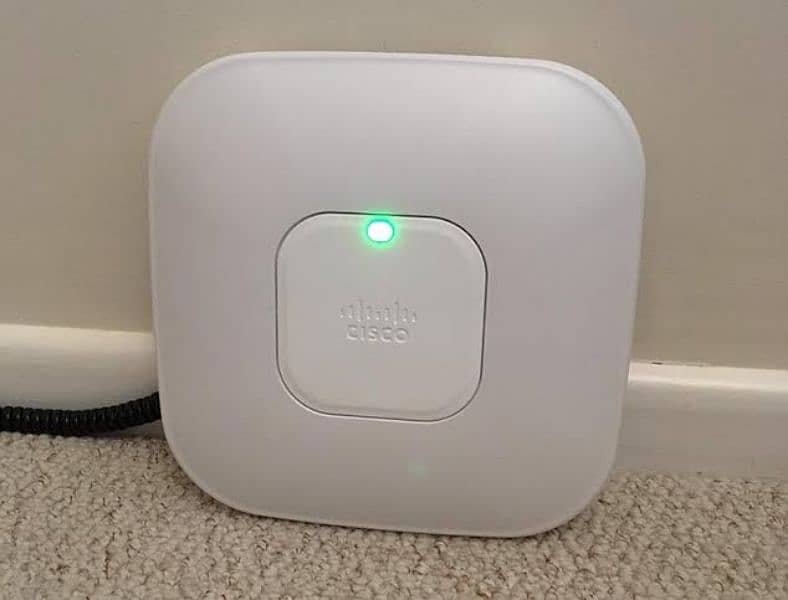 Cisco Aironet 3502i Wireless Access Point 1