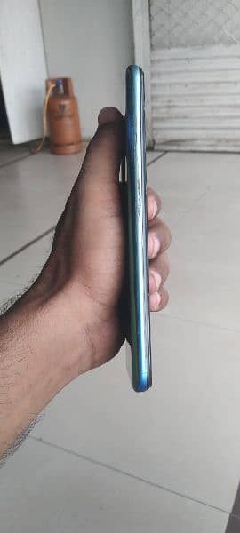 VIVO Y53s 3