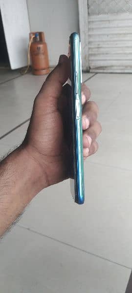 VIVO Y53s 4