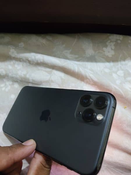 Iphone 11Pro 256GB Factory Unlocked 9