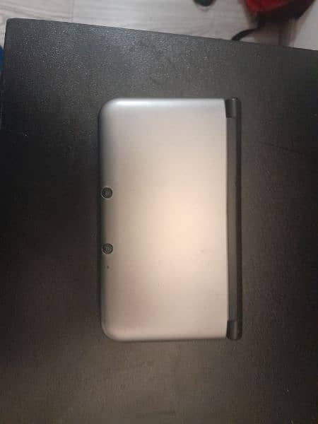 Nintendo 3DS XL 0