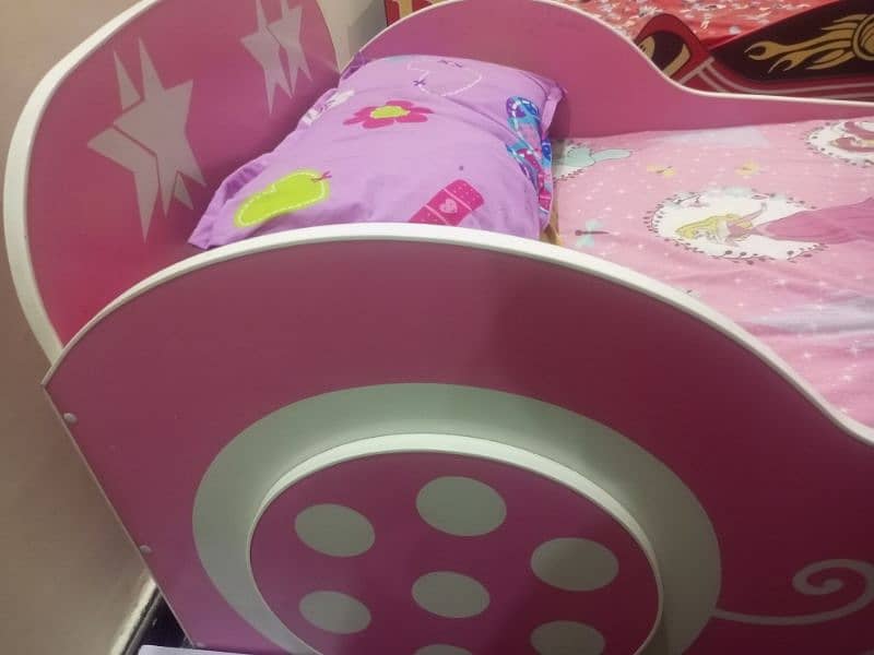 Boy & Girl Bed 2