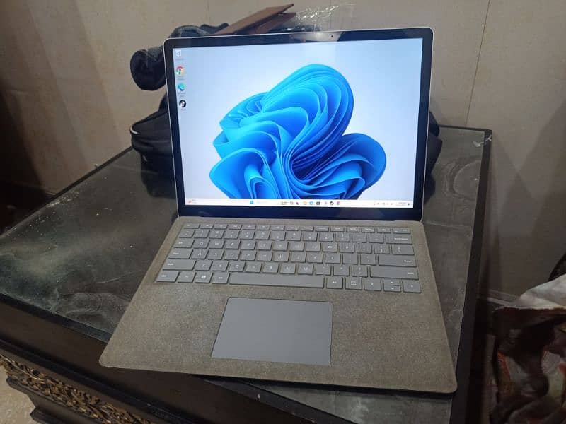 Laptop 2 Microsoft Surface 0