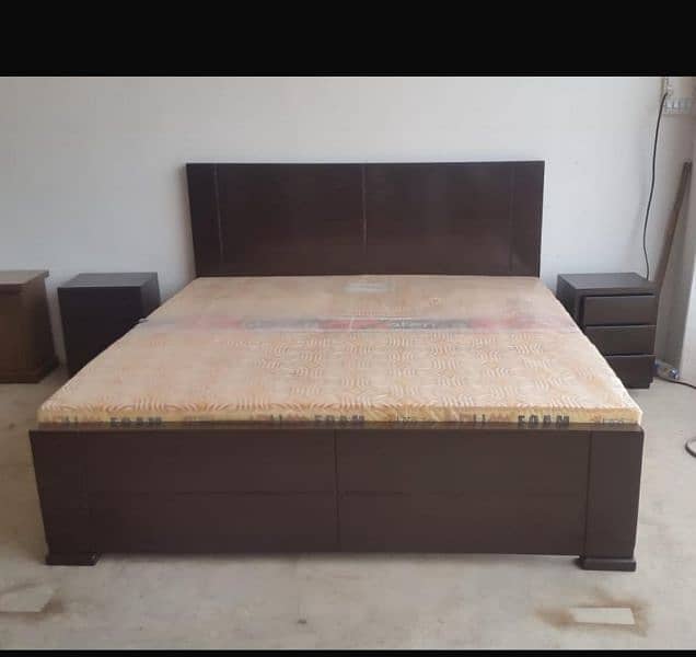 king bed available discount offer 40% off 03007718509 4