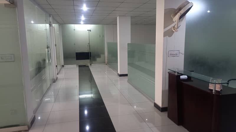 Blue Area Office 2500 Square Feet Jinnah Avenue For Rent 1