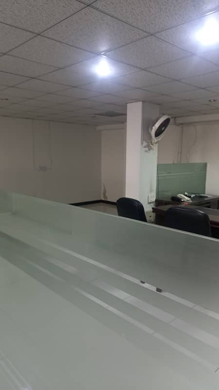 Blue Area Office 2500 Square Feet Jinnah Avenue For Rent 2