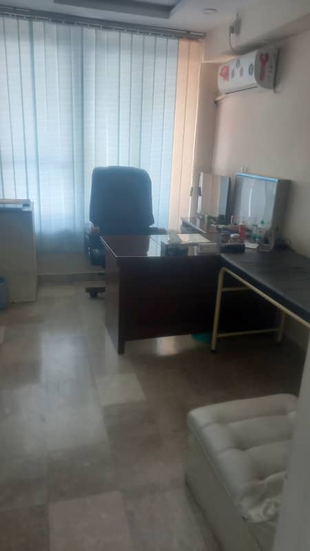 Blue Area Office 2500 Square Feet Jinnah Avenue For Rent 3