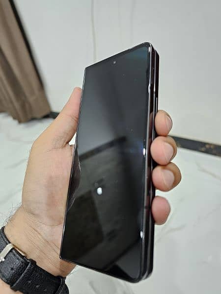 Samsung Galaxy Fold 4 3