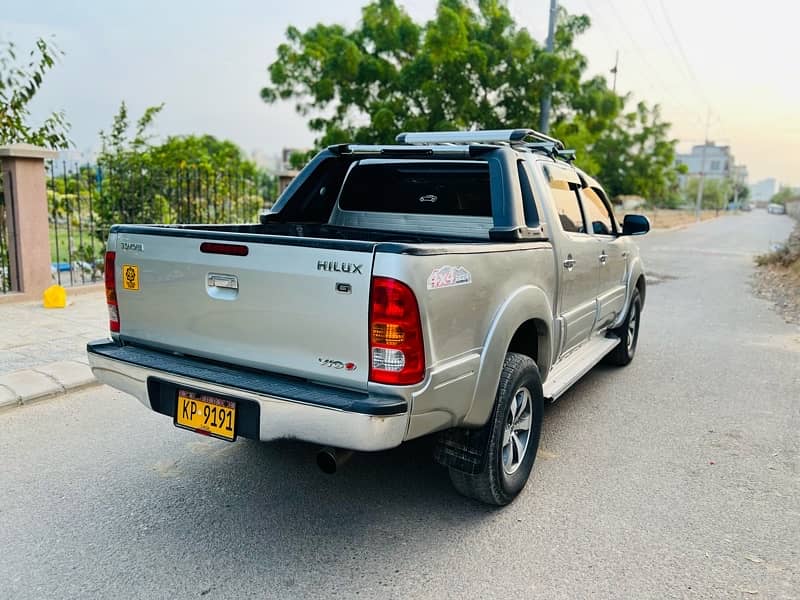 Toyota Hilux Vigo Thailand  2005 Model 2008 Registration 10