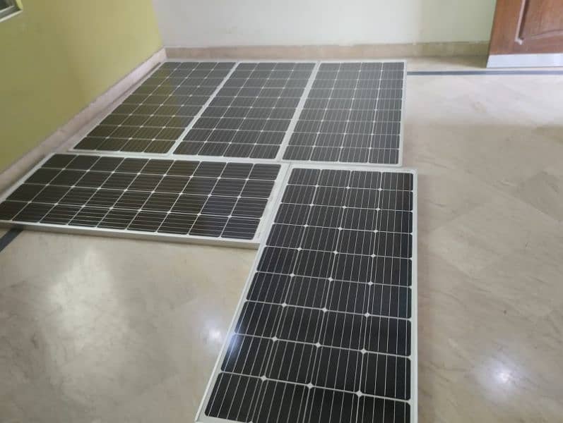 SOLAR PANL FOR SALE ONLY 4 MONTH USE NEW PANL 3