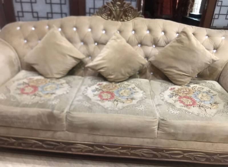 3-2-1 seater sofa set for sale 0