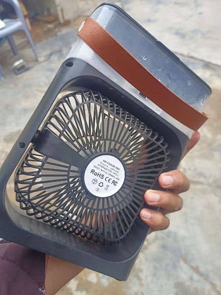 Mini air conditioner - 3 in 1 fan, Portable air cooler 2