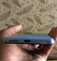 Vivo V23e with box and charger