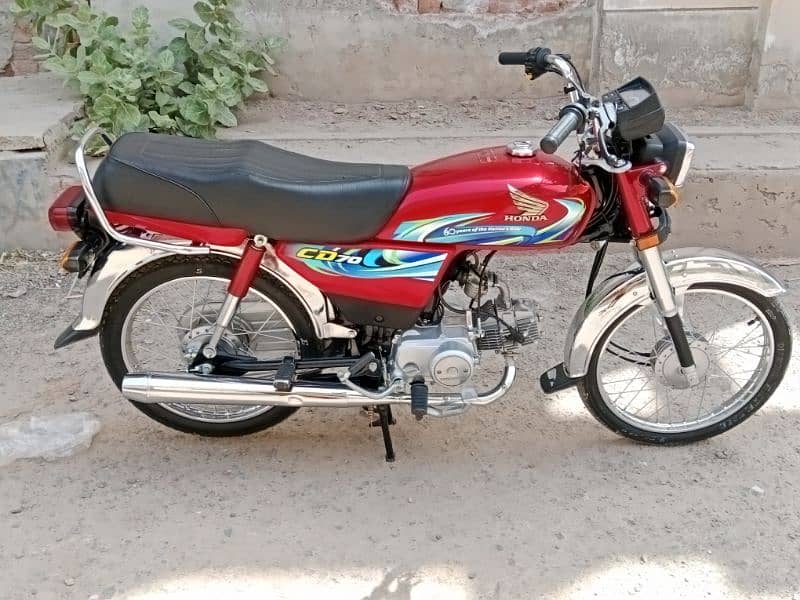 Honda CD 70 Motorcycle for sale model 2024/03057210160 0