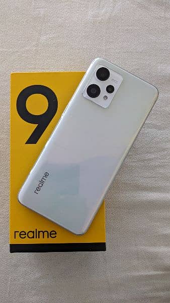 realme 9 0