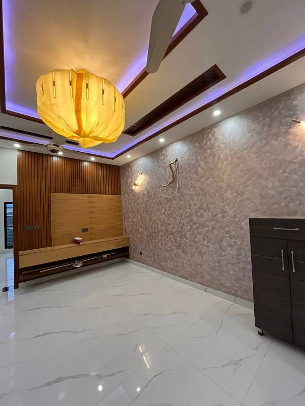 10 Marla Brand New Facing Park 1st entry House For Rent At Very Ideal Location Bahria Town Lahore 35