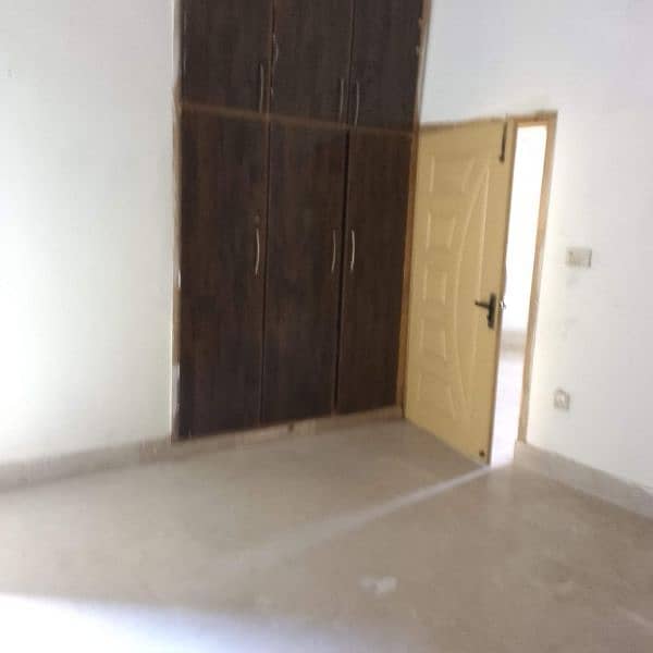 8 marla lower portion for rent in wapda town lahore 8
