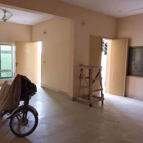 8 marla lower portion for rent in wapda town lahore 9