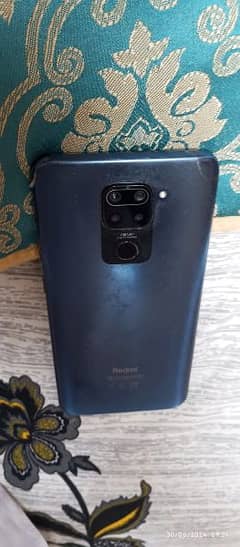 Xiaomi Redmi Note9 4/128 Condition 10/10 With orignal box and charger.