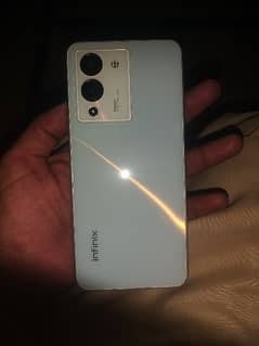 infinix note 12 8GB RAM 128 GB Room