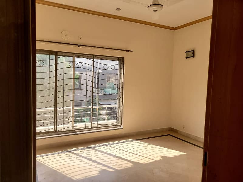 10 Marla House For Rent In Gulbahar Block Sector c 20