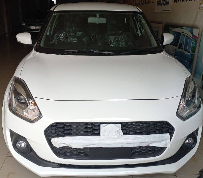 Suzuki Swift GLX CVT 2024. ZERO METER 0