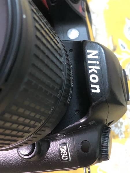 Nikon D80 with 18-135mm lens brand new 4